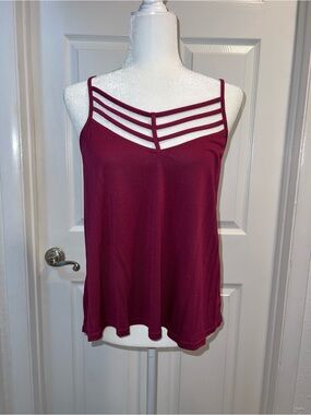 Charlotte Russe Burgundy Multi-Strap Women's Tank Top size Large
